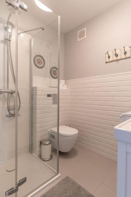 Apartament O Wysokim Standardzie W Centrum Miasta Lägenhet Krasków Exteriör bild